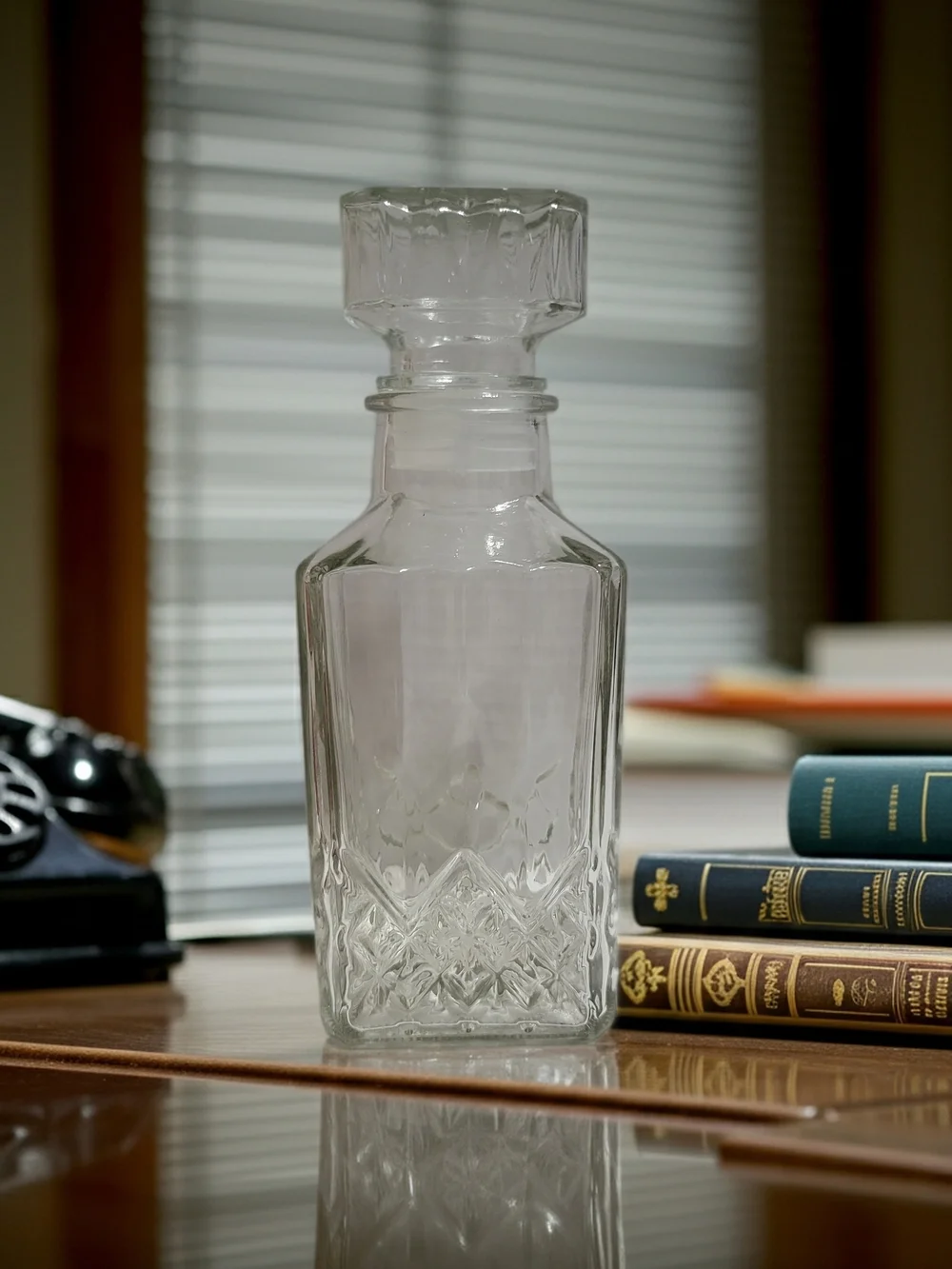 Clear Glass Decorative Decanter - Classic Cut Design